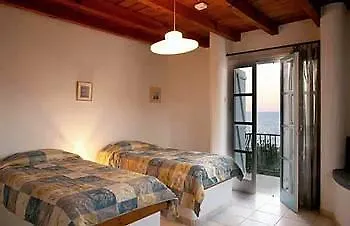 Z & X Holiday Villas * פאפוס