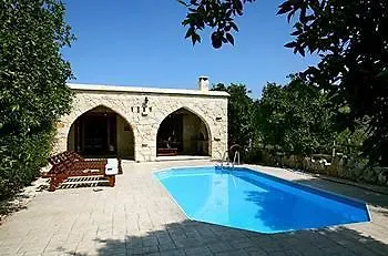 Z & X Holiday Villas 펜션 *