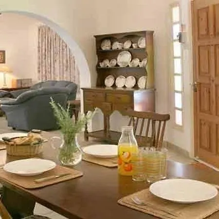Сasa de vacaciones Z & X Holiday Villas *