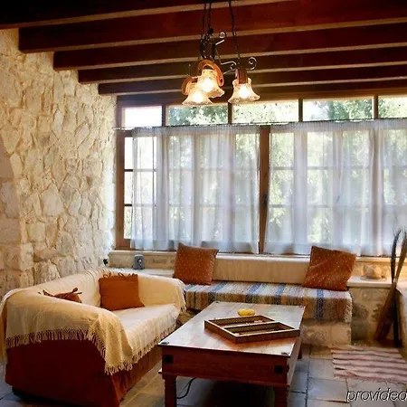 Z & X Holiday Villas 4*